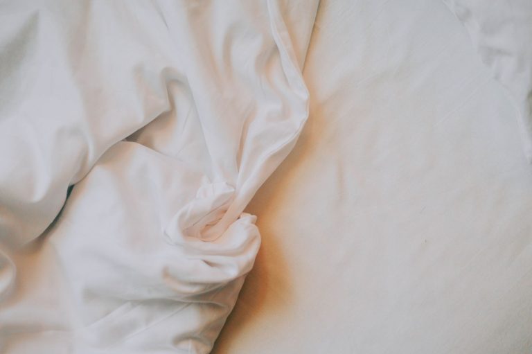 How to Choose the Best Egyptian Cotton Sheets for a Master Bedroom